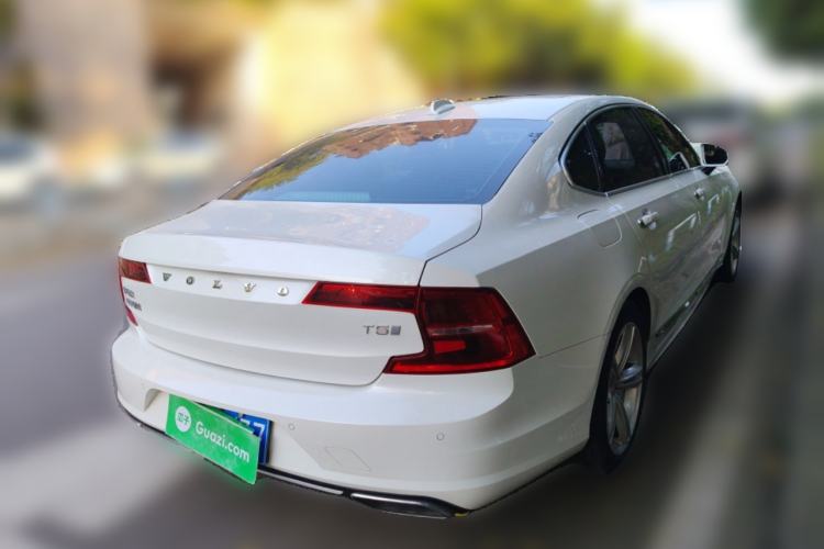 Used Volvo S90 2019 T5 Zhiyi Edition
