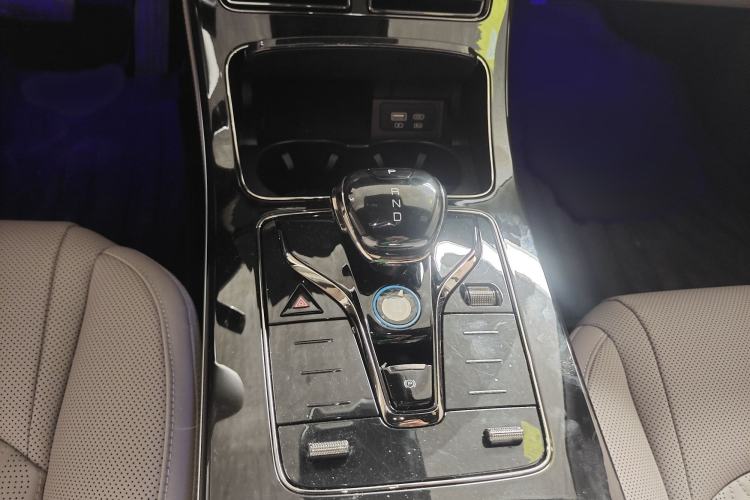 Used BYD Han 2025 DM-i 125KM Prestige Model
