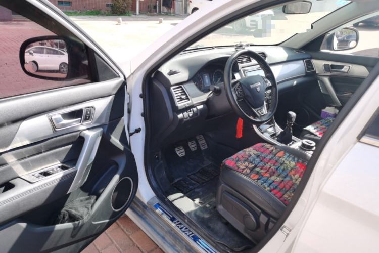 Used Haval H2 2017 Red-Label 1.5T Manual Two-Wheel Drive Luxury Model Driver Seat