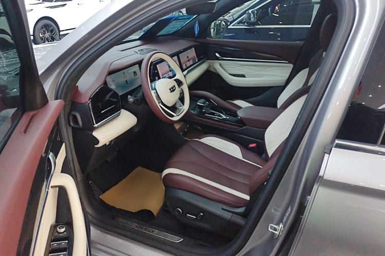 Used Geely Auto Monjaro L 2024 2.0TD High-Power Automatic Two-Wheel Drive Yunqi Version