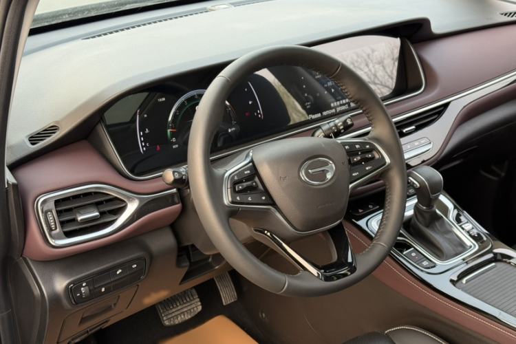 Used GAC Trumpchi M6 2023 PRO 270T DCT Luxury Edition Interior 7