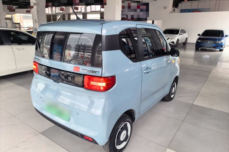 Used Wuling Hongguang MINIEV 2022 Easy Version Lithium Iron Phosphate
