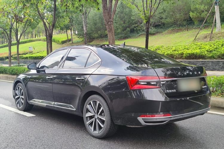 Used Skoda Superb 2023 Facelifted TSI280 DSG Luxury Edition
