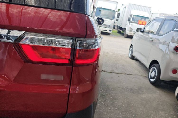 Used Dongfeng Fengon S560 2018 1.8L Manual Comfort 7-Seater
