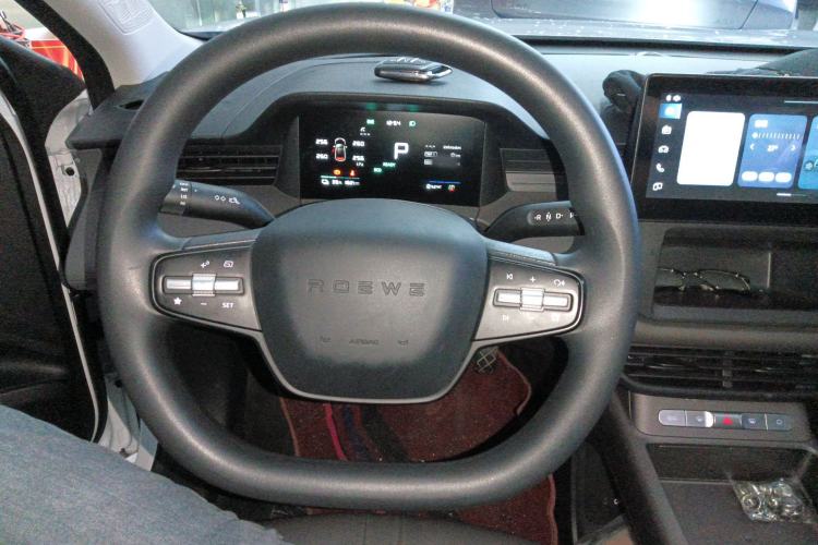 Used Roewe Roewe E6 2025 Model 520km Taxi Version