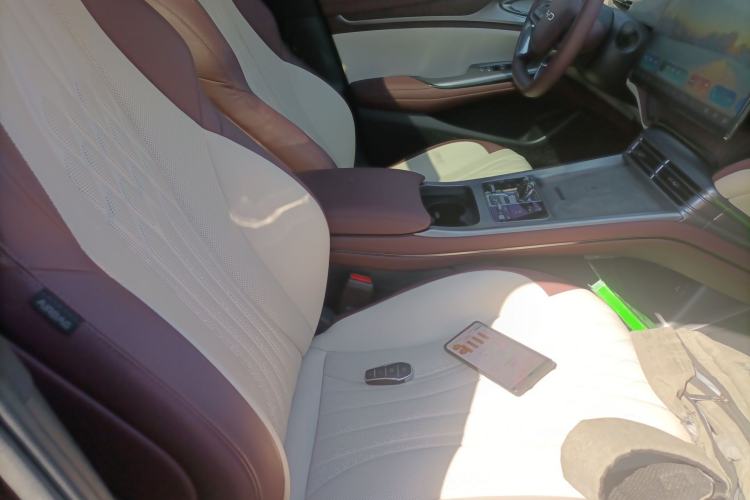 Used BYD Seal 2023 DM-i 1.5T 121km Flagship Model
