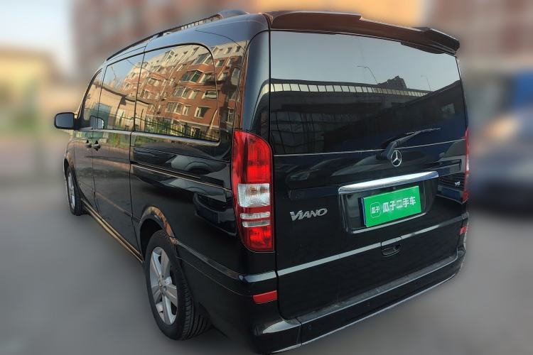 Used Mercedes-Benz Viano 2011 2.5L Prestige Edition