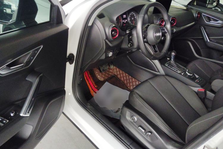 Used Audi Q2L 2018 35 TFSI Launch Exclusive Edition China VI