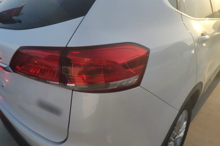 Used Haval H6 2017 Blue Label 1.3T Automatic Two-Wheel Drive Luxury Model Right Rear Taillight