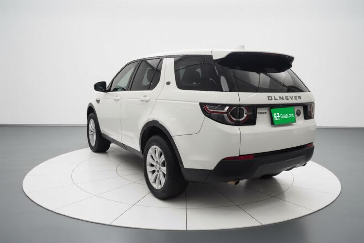 Used Land Rover Discovery Sport 2019 240 PS SE Version China V Standard Exterior 3