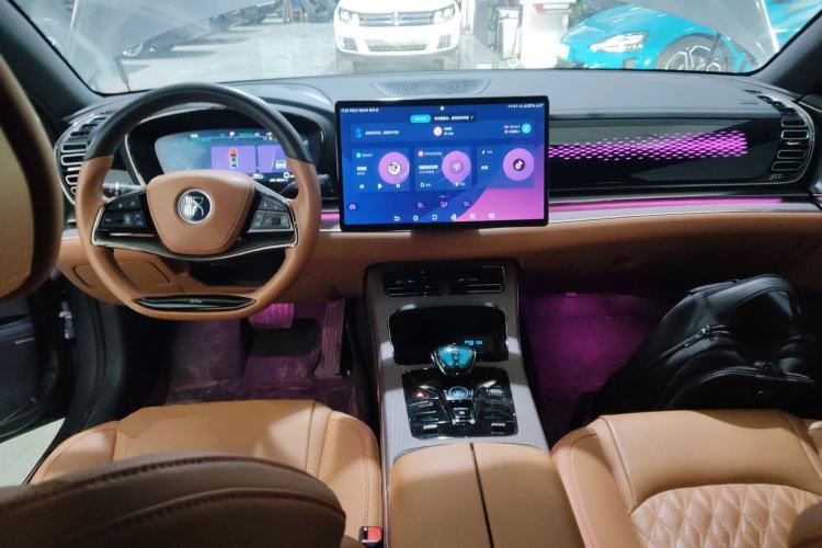 Used BYD Han 2022 DM-i 121KM Luxury Model
