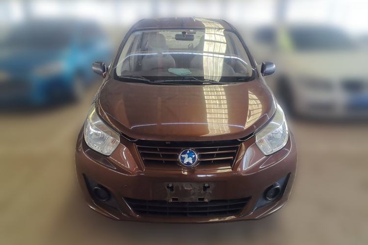 Used Venucia R30 2014 1.2L Manual Comfort Edition
