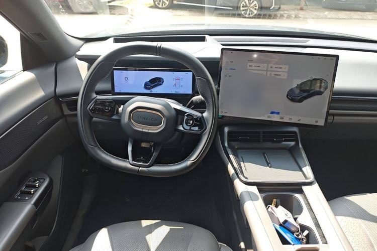 Used Lynk & Co 07 2024 EM-P 126 Long-Range Ultra