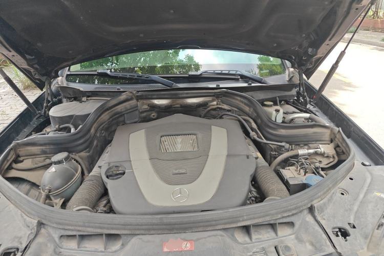 Used Mercedes-Benz GLK-Class 2013 GLK 300 4MATIC Dynamic Sunroof Model
