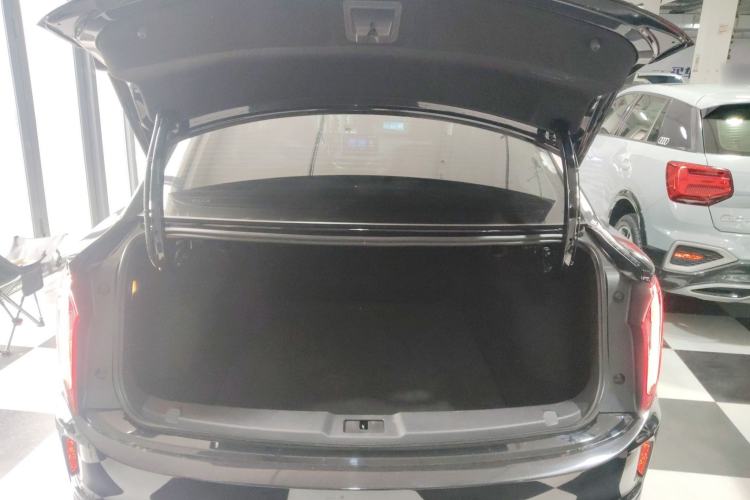 Used Hongqi E-QM5 2023 Revised Version Basic Travel Edition
