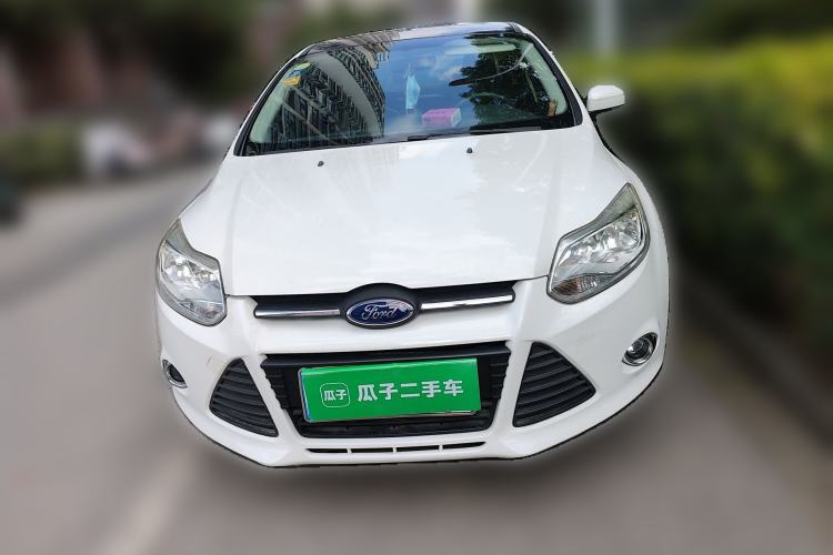 Used Ford Focus 2012 Sedan 1.6L Automatic Fashion Edition
