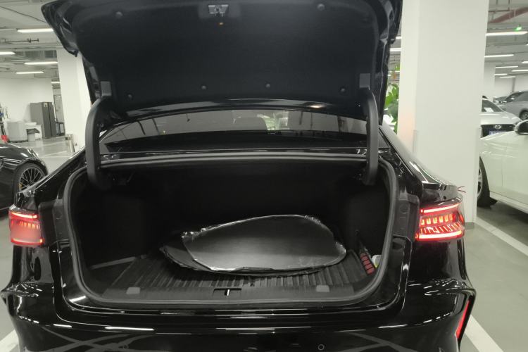 Used Chery Arrizo 8 2023 High-Performance Edition 2.0T DCT Powerfully Equipped
