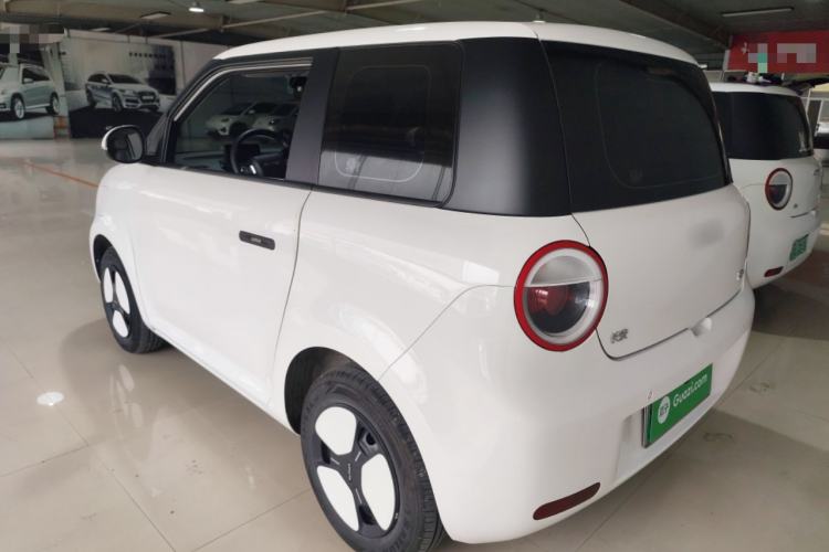 Used CHANGAN NEVO Lumin 2023 301km Honey Dew Edition