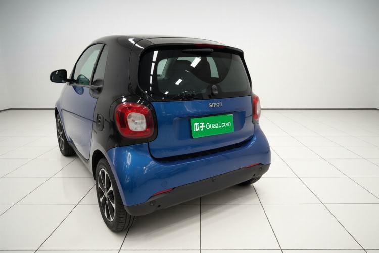Used smart fortwo 2015 1.0L 52 kW Hardtop Passion Edition