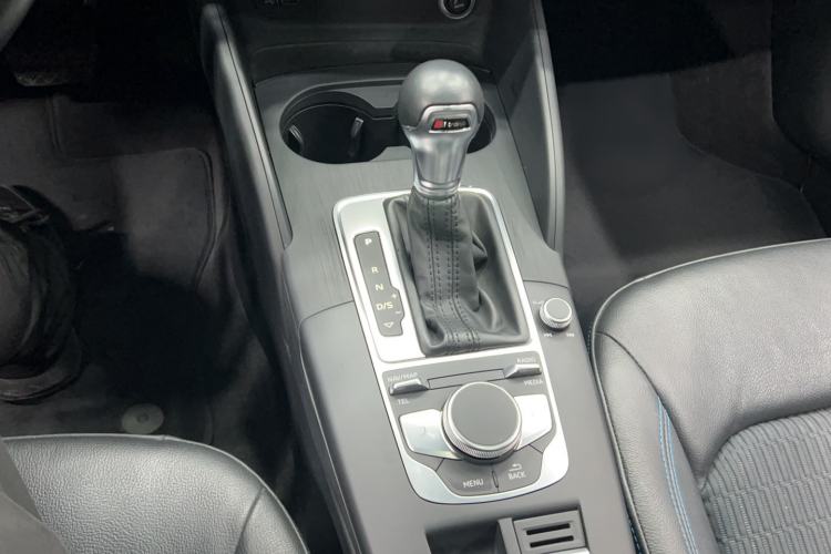 Used Audi A3 2019 Limousine 35 TFSI Fashion Edition China VI Emission Standard