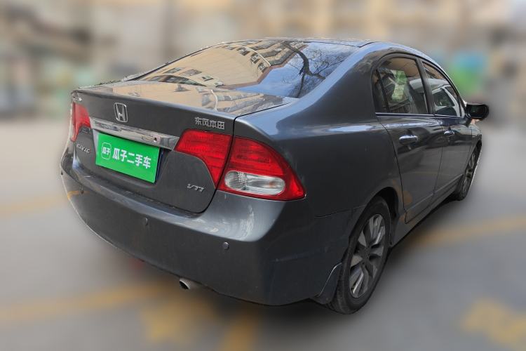 Used Honda Civic 2009 1.8L automatic luxury edition
