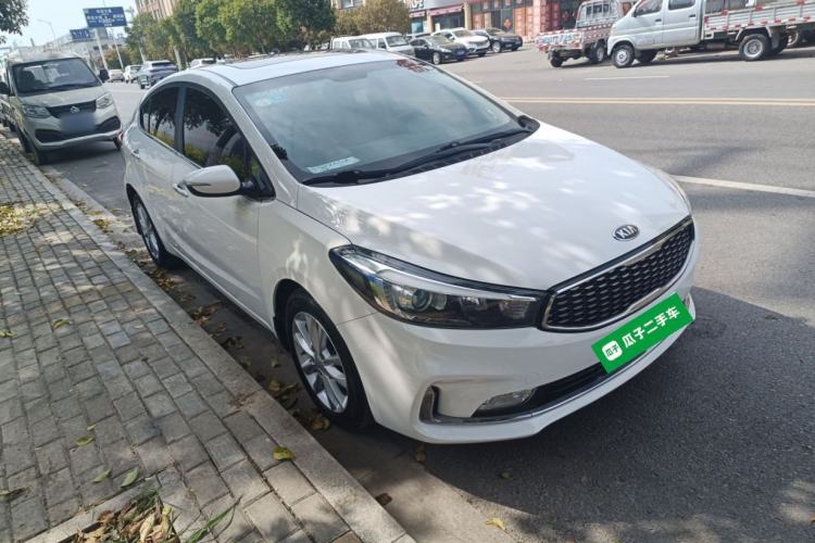 Used Kia K3 2016 1.6L Automatic GLS
