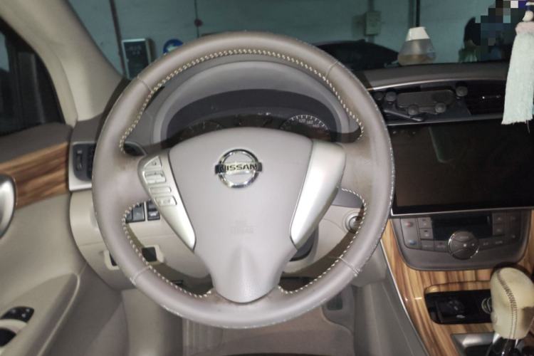 Used Nissan Sylphy 2014 1.6XV CVT Deluxe Edition