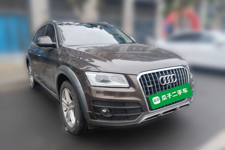 Used Audi Q5 2017 Plus 40 TFSI Technology Model