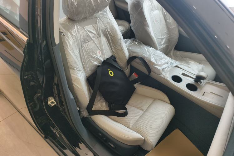 Used Nissan Teana 2026 Model Harmony Cockpit 2.0L Smart Ultra-Comfort Edition
