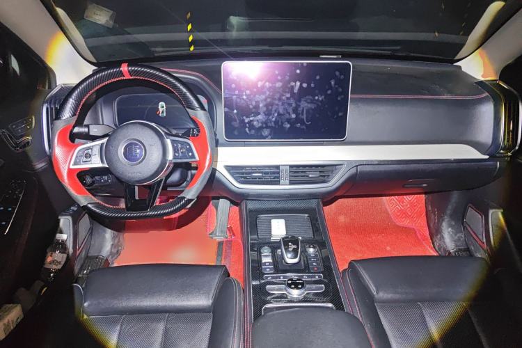 Used BYD Tang New Energy 2018 DM 2.0T All-Wheel Drive Smart Connect Elite 7-Seater China V Emission Standard