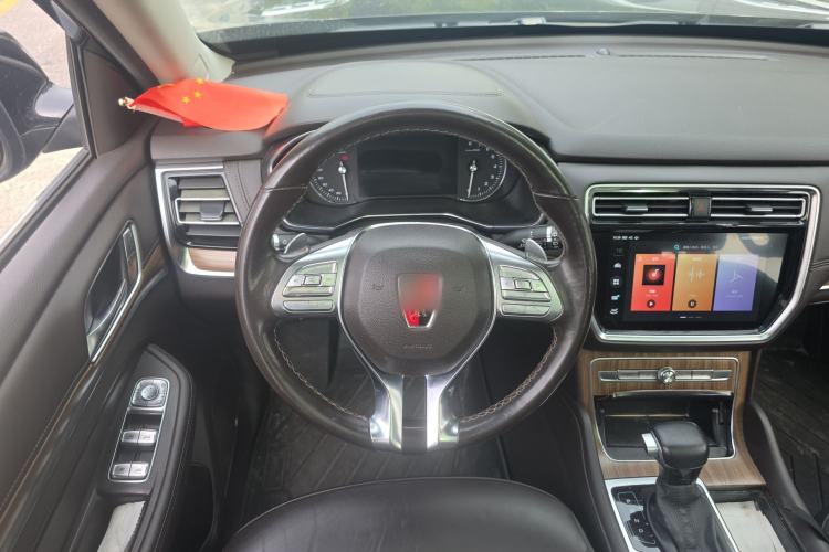 Used Roewe RX8 2019 30T Smart Connectivity Four-Wheel Drive Supreme Flagship Edition
