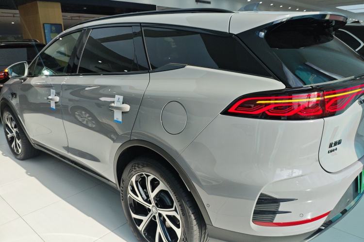 Used BYD Tang New Energy 2025 Intelligent Driving Version DM-i 115KM Flagship Edition Exterior 2