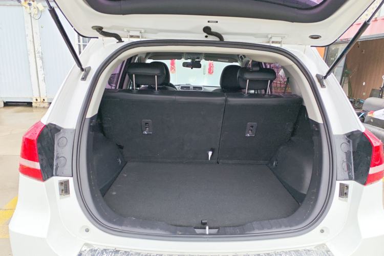 Used Haval H2 2018 Red-Label 1.5T Dual-Clutch Two-Wheel-Drive Elite Model Trunk