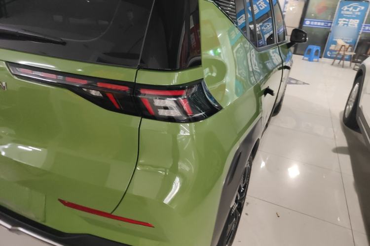 Used AION Y 2022 70 Tech Edition Lithium Iron Phosphate
