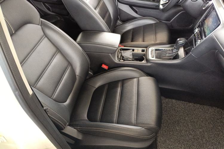 Used MG 6 2017 20T Automatic Luxury Smart Connect Version China V Standard