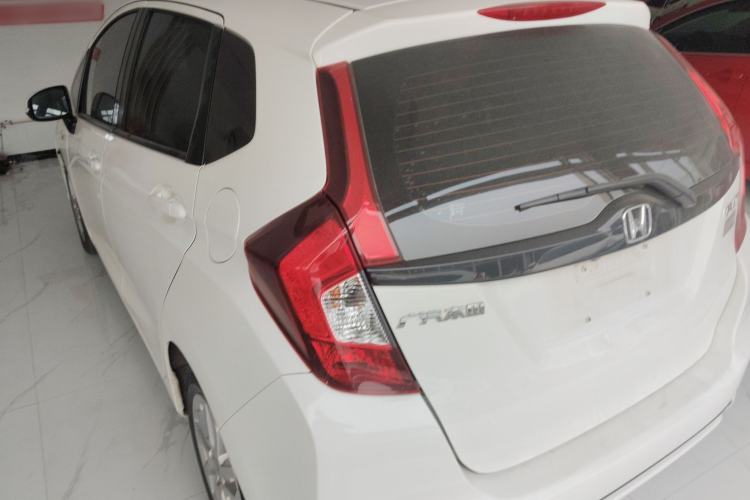 Used Honda Fit 2018 1.5L CVT Comfort Sunroof Version