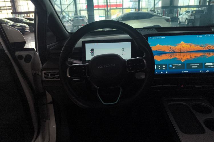 Used AION Y 2023 Plus 510 Smart Edition
