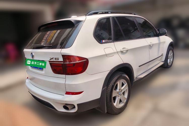 Used BMW X5 2013 xDrive35i Leading Model Rear Right 45 Deg