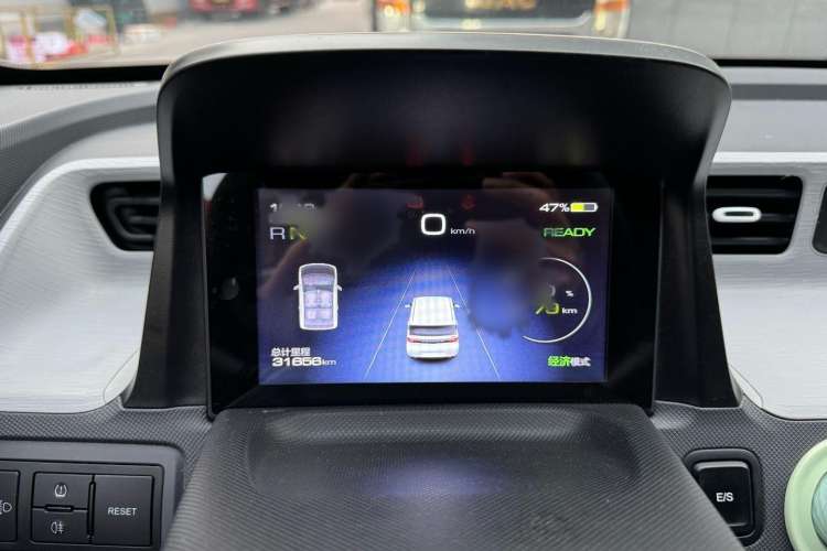 Used Wuling Hongguang MINIEV 2021 Macaron Premium Model – Lithium Iron Phosphate