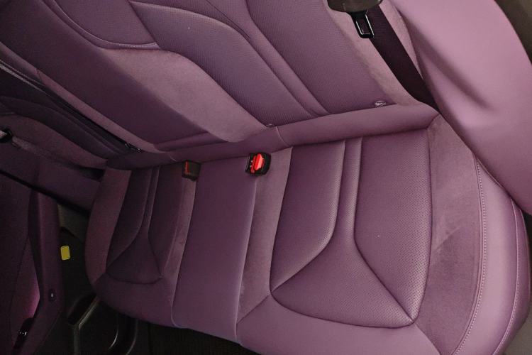 Used XPeng P7 2025 Model—750 All-Wheel-Drive High-Performance Ultra