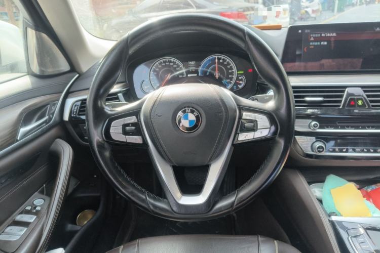 Used BMW 5 Series New Energy 2018 530Le Luxury Package Steering Wheel