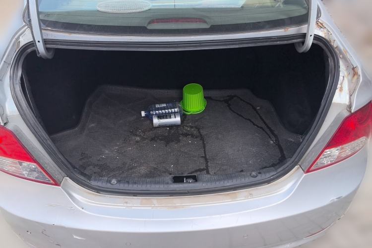 Used Hyundai Verna (older generation) 2010 Sedan 1.4L Manual Comfort GS
