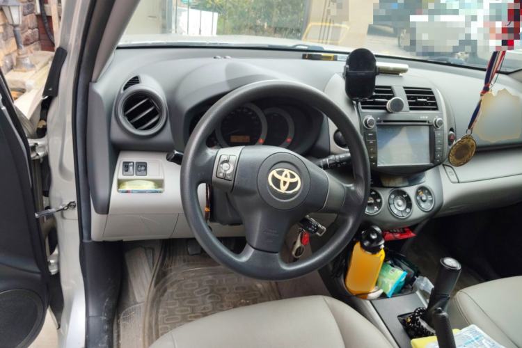 Used Toyota RAV4 2009 2.0L Manual Classic Edition
