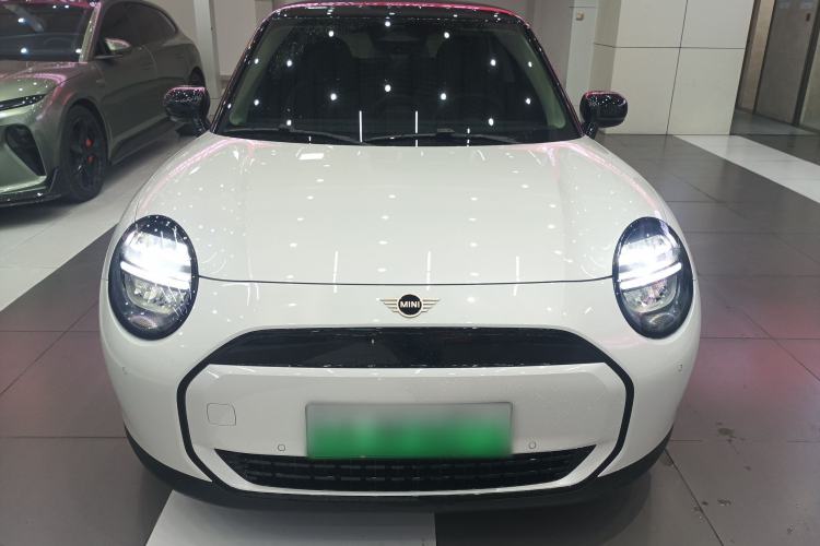 Used MINI Electric COOPER 2025 456km COOPER E Classic Style Front