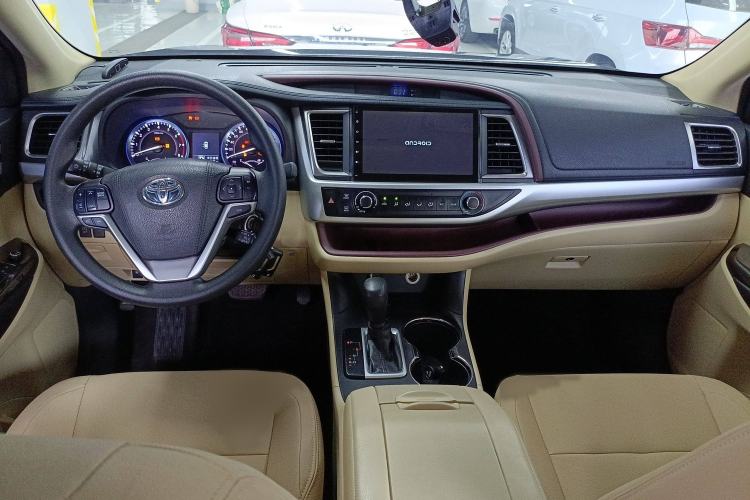 Used Toyota Highlander 2015 2.0T Two-Wheel Drive Elite Edition 7 Seats