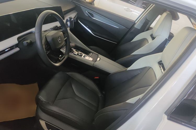 Used CHANGAN CS75 PLUS 2025 Model, 3rd Generation Champion Edition 1.5T Jinghang Version