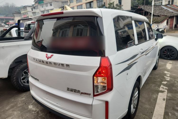 Used Wuling Hongguang PLUS 2019 1.5T Manual Comfort Version 7 Seats