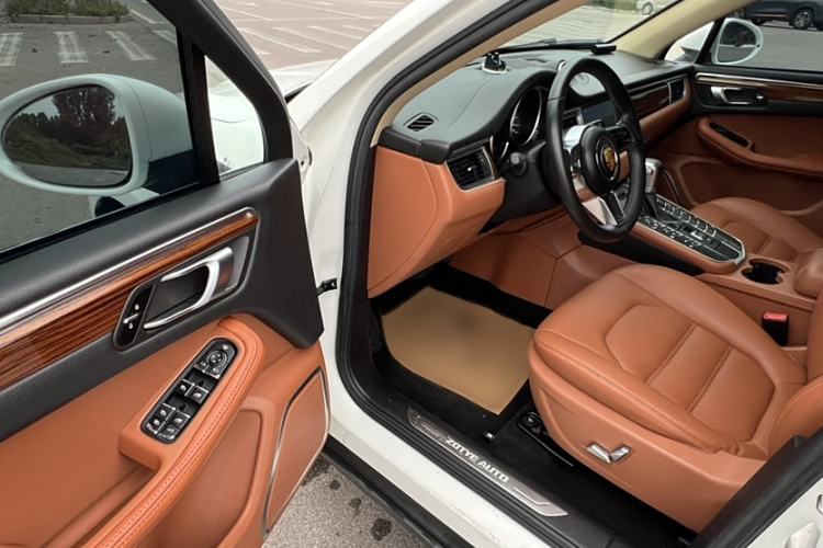 Used Zotye SR9 2017 2.0T Automatic Ultimate Edition
