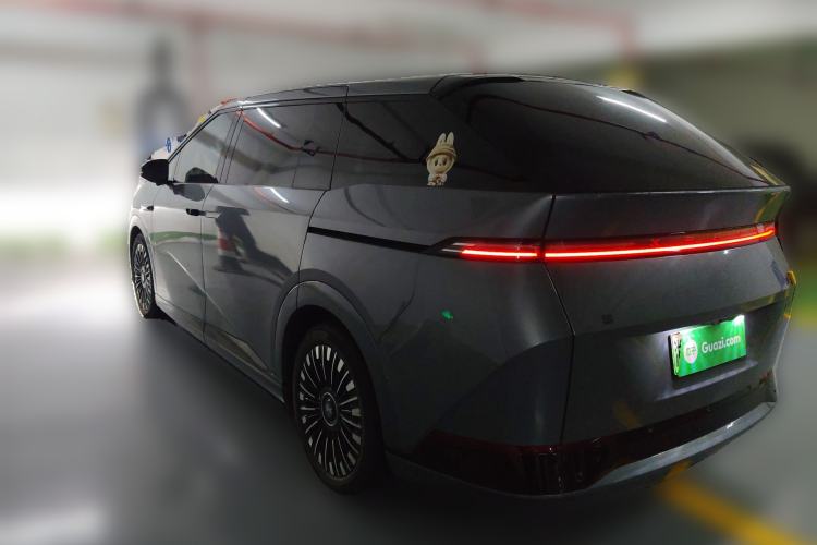 Used XPeng X9 2025 740 Ultra-Long Range Max