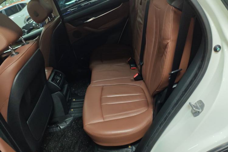 Used BMW X5 2014 xDrive35i Elegant Edition Left Rear Seat